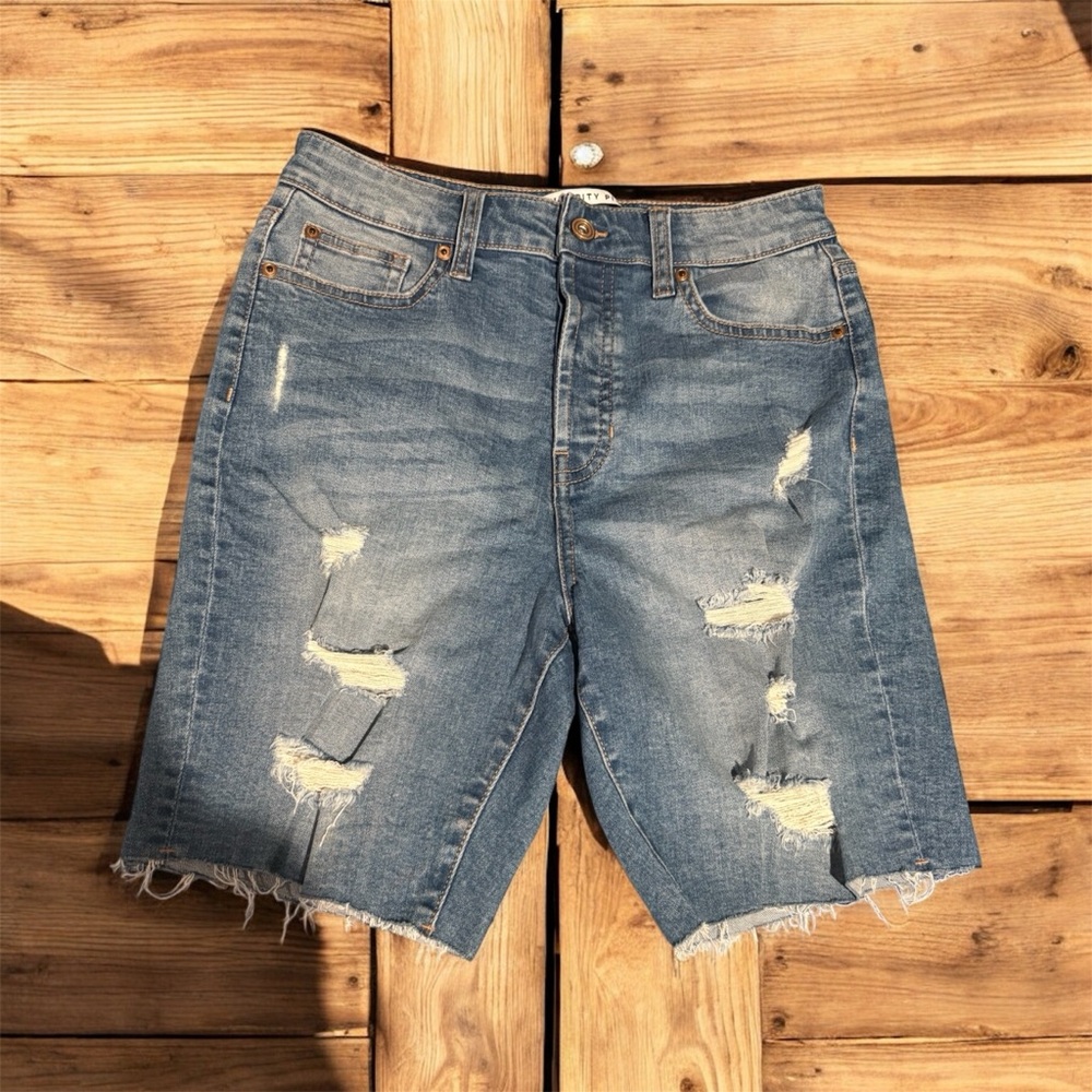 Celebrity Pink Blue Button-Fly Denim Shorts